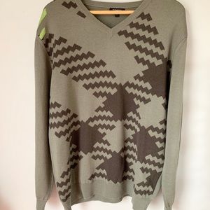 Burberry Sweater Olive Geometeic pattern